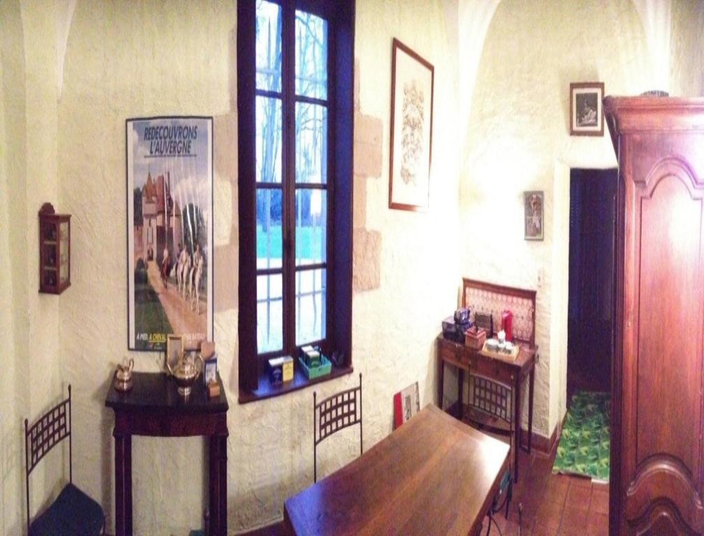 维拉尔庄园酒店 Villeneuve-sur-Allier 外观 照片